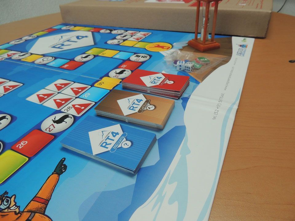 Juego de mesa Everest personalizado - Image 5